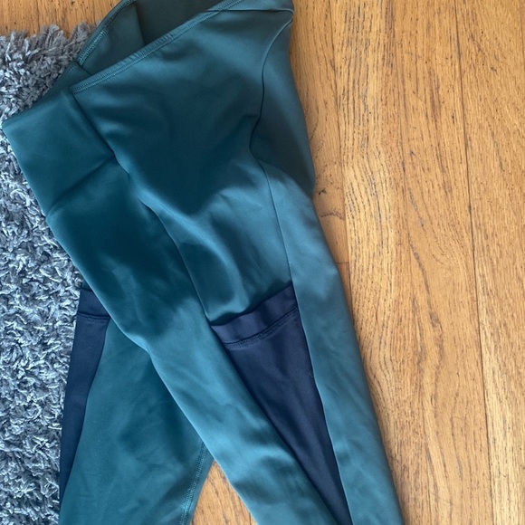 Gymshark Womens Venture Leggings in Obsidian Green, Size Small - Picture 6 of 11
